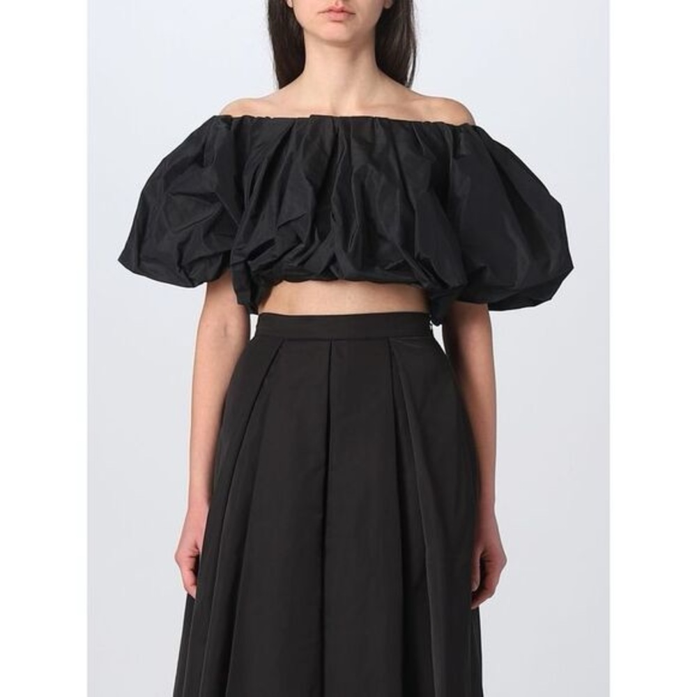 H&M Elegant Black Pleated Skirt